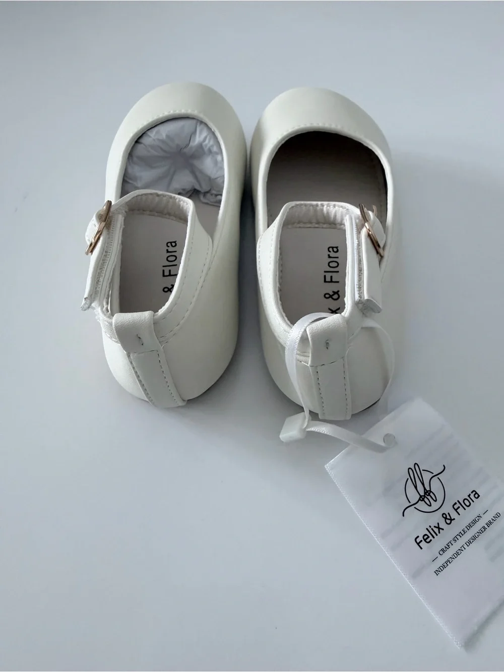 Felix & Flora Girls' Cream Mary Jane Dress Flats Size 7
